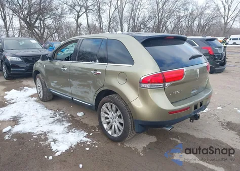 2013 Lincoln Mkx z USA, uszkodzony, nr VIN 2LMDJ8JK8DBL07823